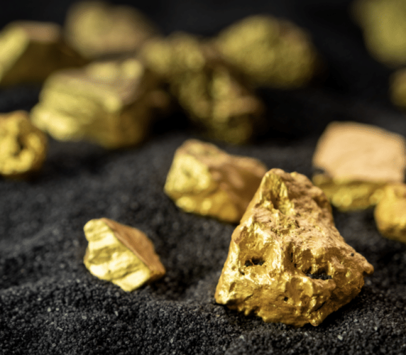 gold-mining-shutterstock-1024x555-1